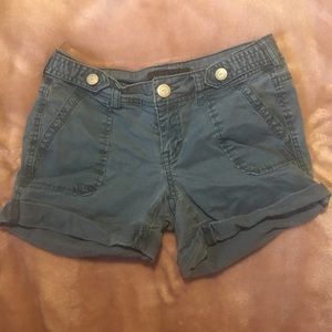 Aéropostale Midi Twill Shorts
